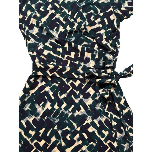 Eliza J Cap Sleeve Faux Wrap Belted Shirred Midi Dress Size 4 Green Blue White - Picture 4 of 10